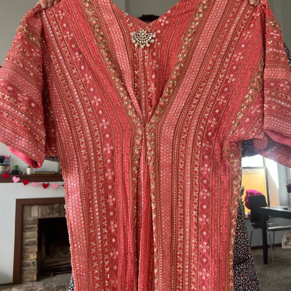 Beautiful Kaftaan, brand new condition. Made in Pakistan